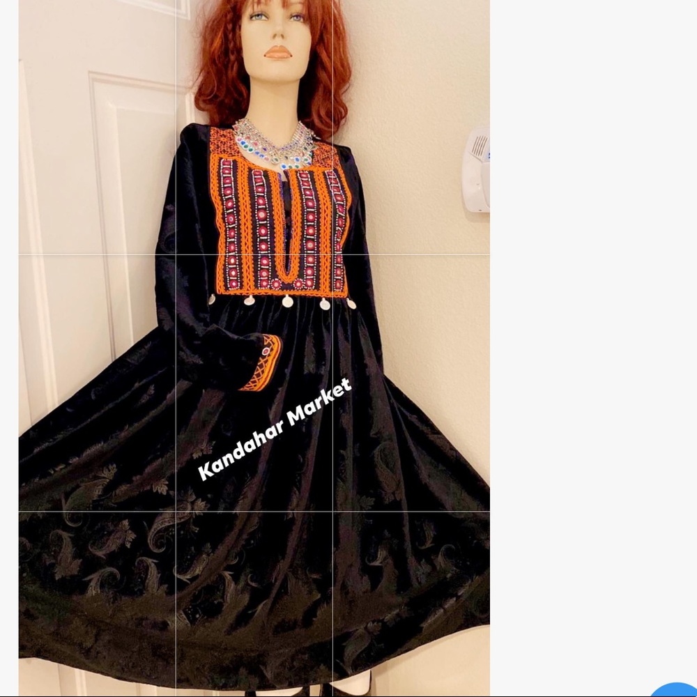 Dress - Picture 2 of 6